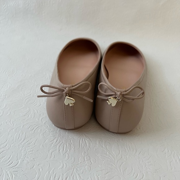 Kate Spade Leather Bow Accents Ballet Flats - Picture 2 of 3